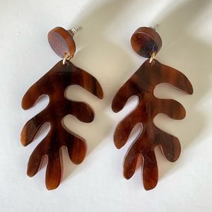 Moon & Lola tortoise acrylic earrings